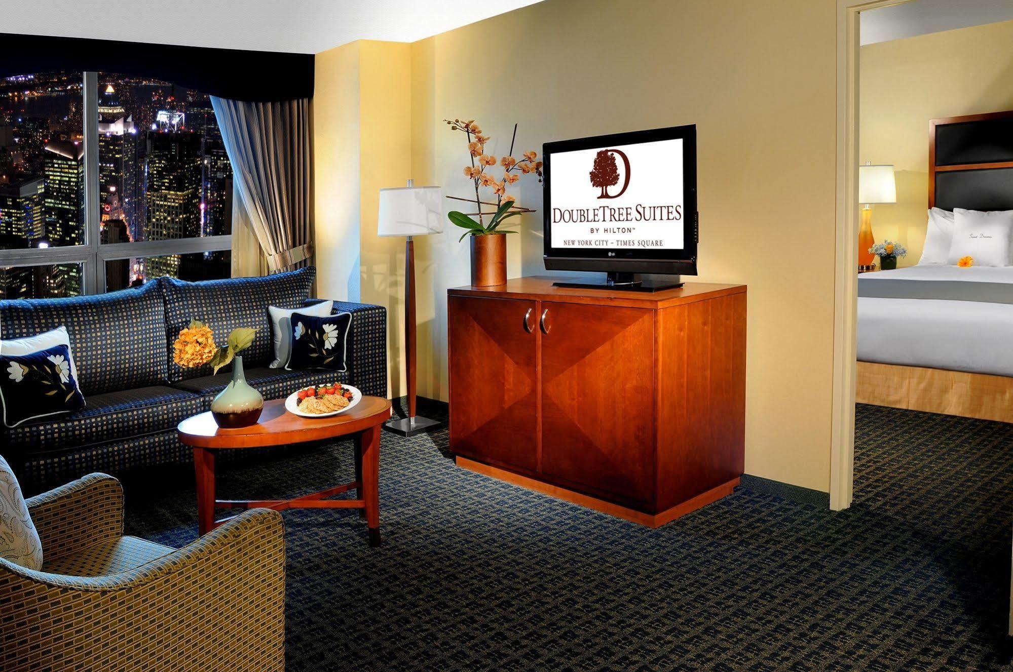 Doubletree Suites By Hilton Nyc - Times Square New York Camera foto